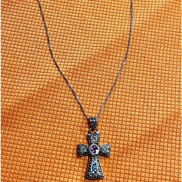 Sterling silver/jewels celtic cross pendant with box chain - Picture 1 of 4